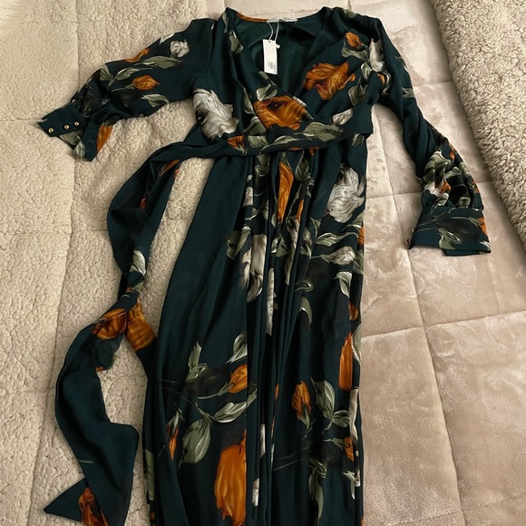 BalticBorn Lydia maxi dress in deep tops floral - Picture 2 of 3